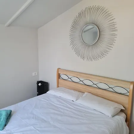 Sweet Retreat, 350m From The Beach, By Zantewize Casa vacanze