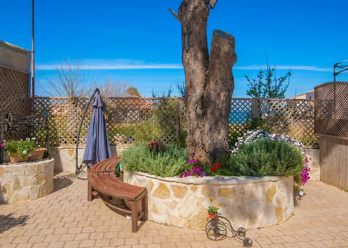 Sweet Retreat, 350m From The Beach, By Zantewize Tatil Evi
